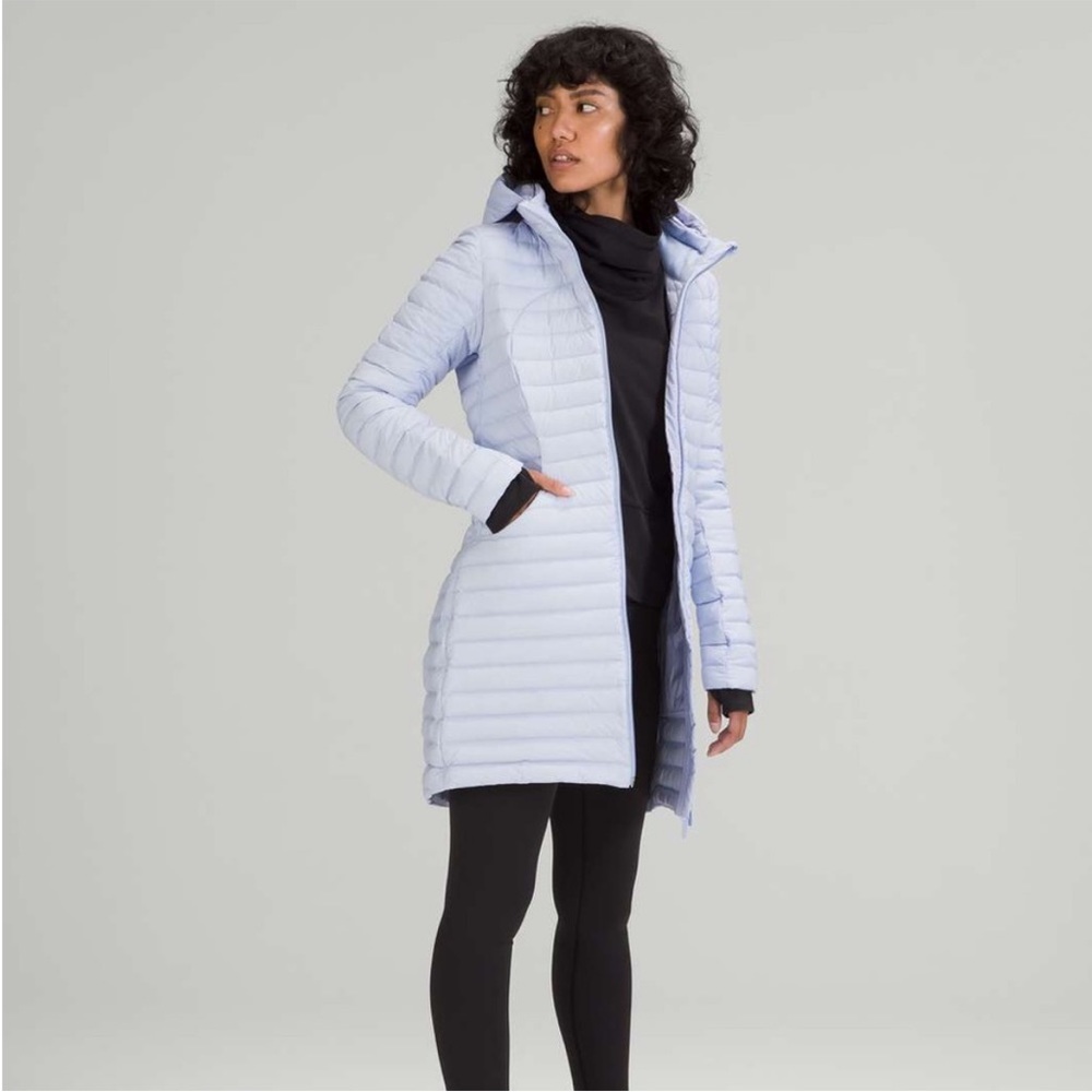 Lululemon NWOT blue / lilac / violet pack it down jacket long